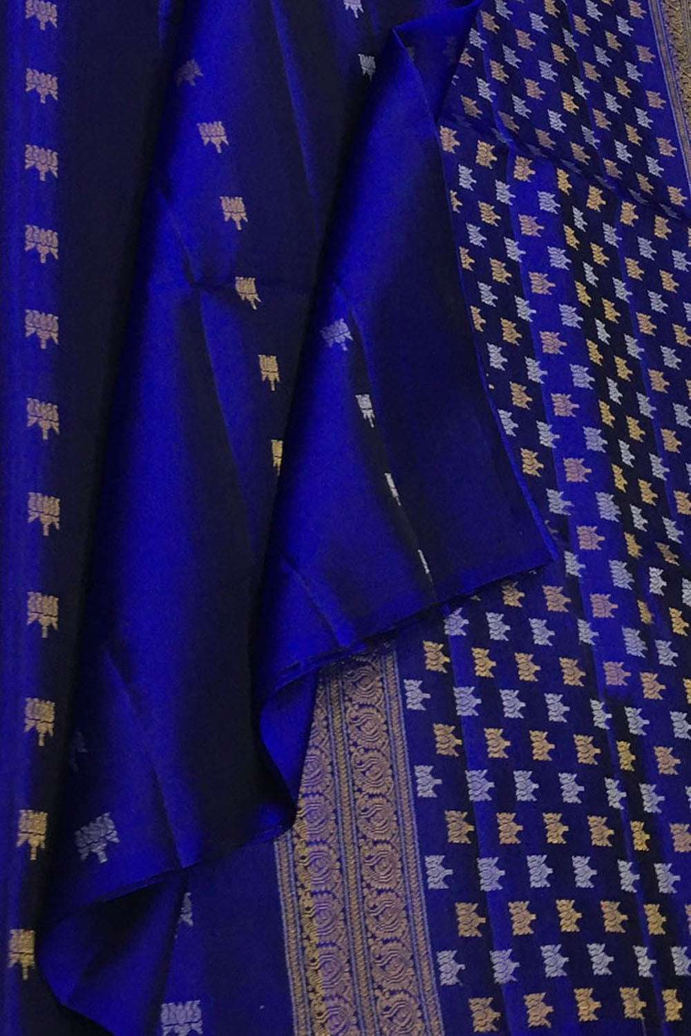 Royal Blue Handloom Kanjeevaram Silk Saree - Luxurion World