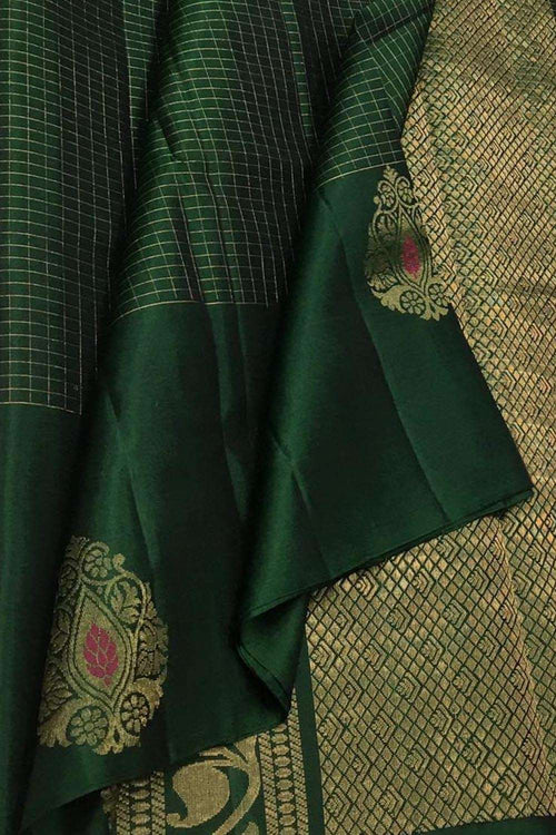 Green Handloom Kanjeevaram Pure Silk Saree - Elegant and Luxurious - Luxurion World