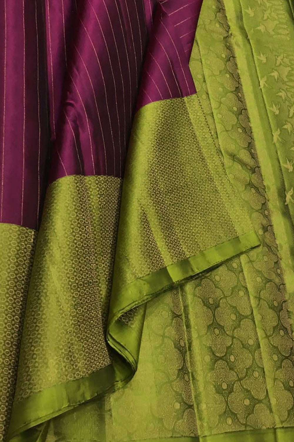 Exquisite Purple Handloom Kanjeevaram Silk Saree - Luxurion World