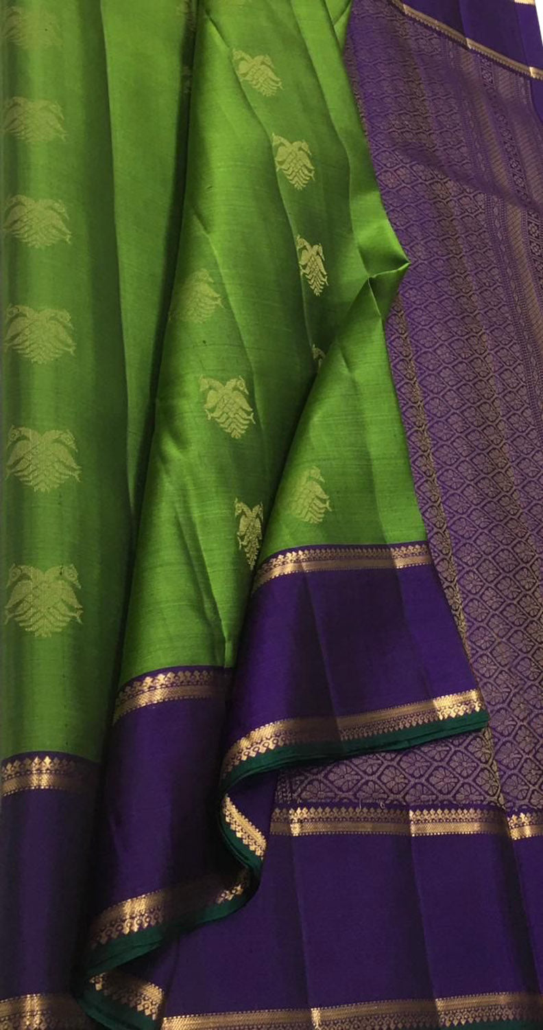 Green Handloom Kanjeevaram Pure Silk Saree - Luxurion World