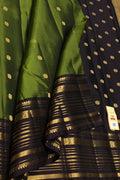 PS1K2PU126070701 Green Handloom Kanjeevaram Pure Silk Saree