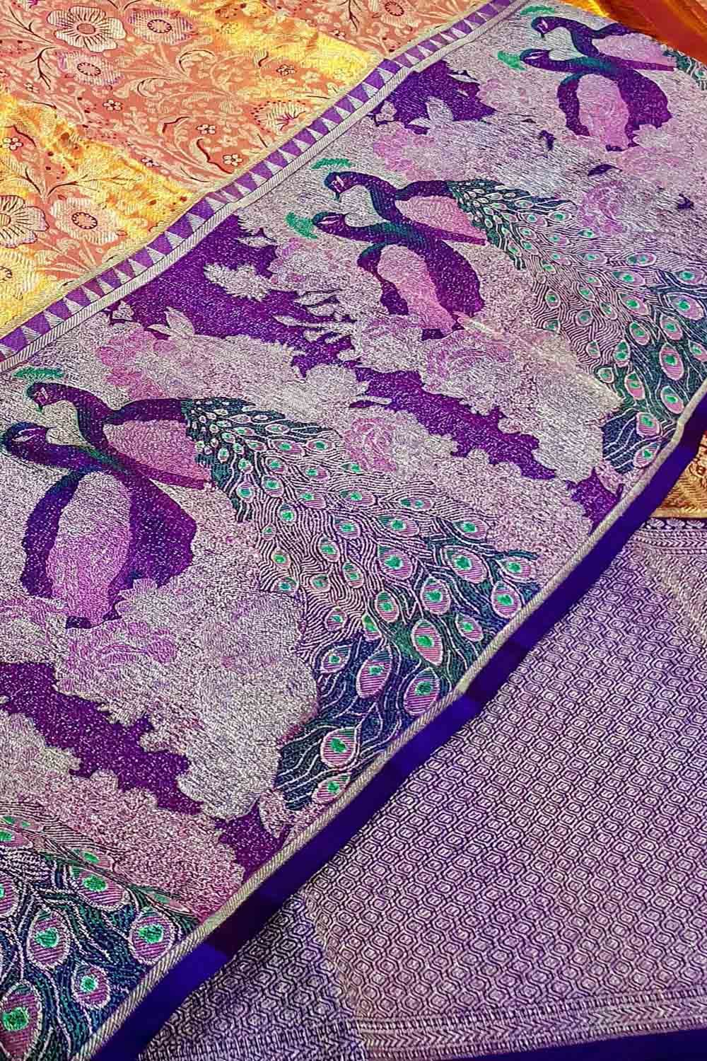 Exquisite Golden Kanjeevaram Handloom Pure Silk Saree - Luxurion World