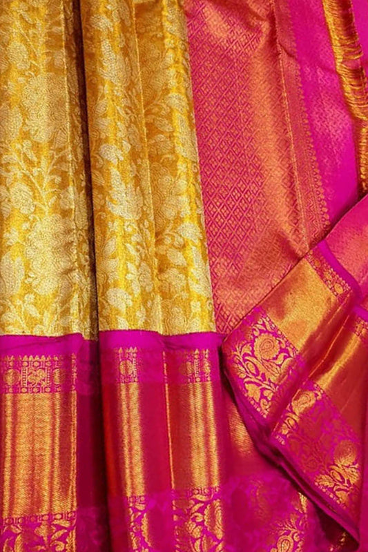 Exquisite Golden Silk Kanjeevaram Saree Handloom - Luxurion World