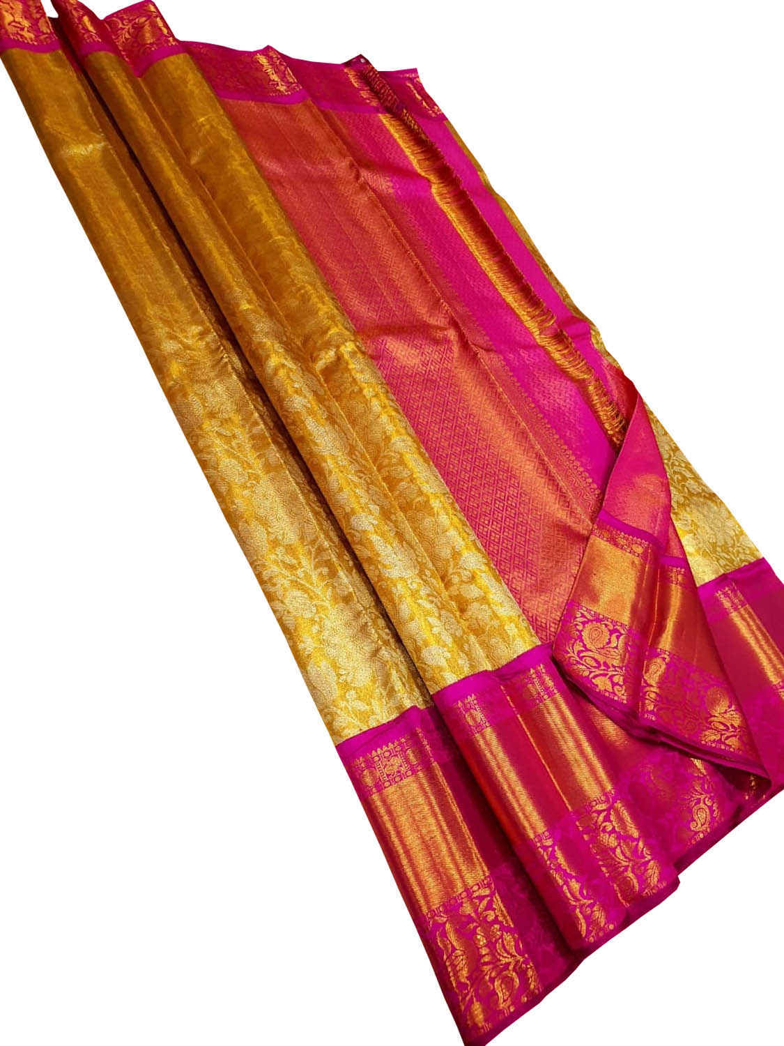 Exquisite Golden Silk Kanjeevaram Saree Handloom - Luxurion World