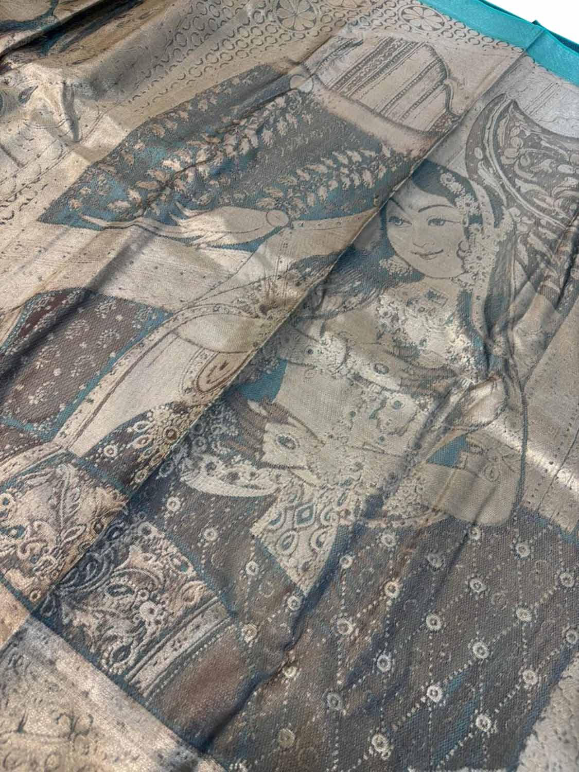 Elegant Grey Pure Tissue Silk Handloom Kanjeevaram Saree - Luxurion World