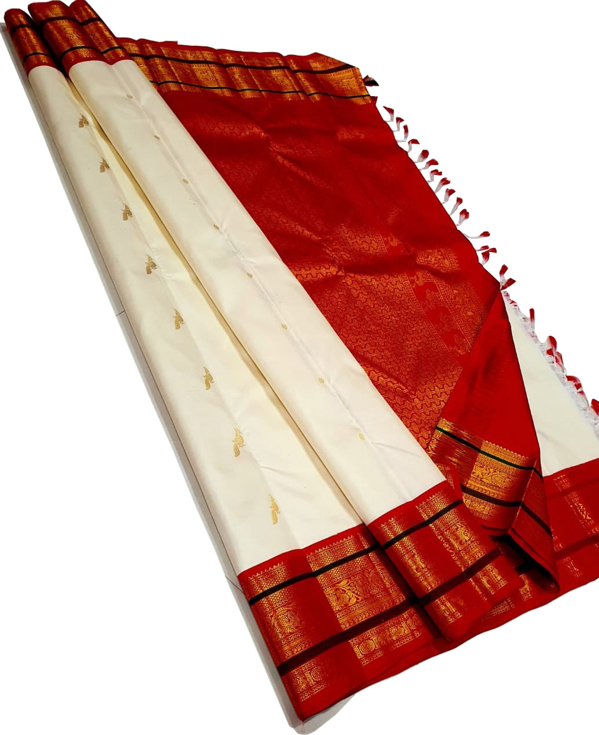 Off White Handloom Kanjeevaram Pure Silk Saree
