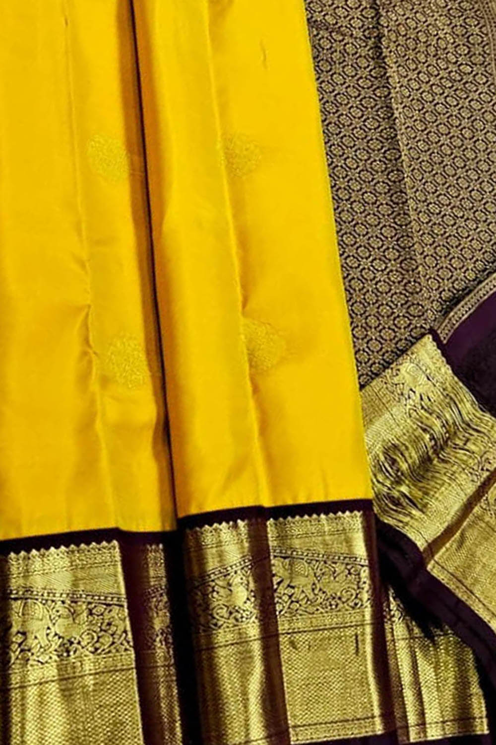 Yellow Handloom Kanjivaram Pure Silk Saree — Temple Motif Zari, Festive