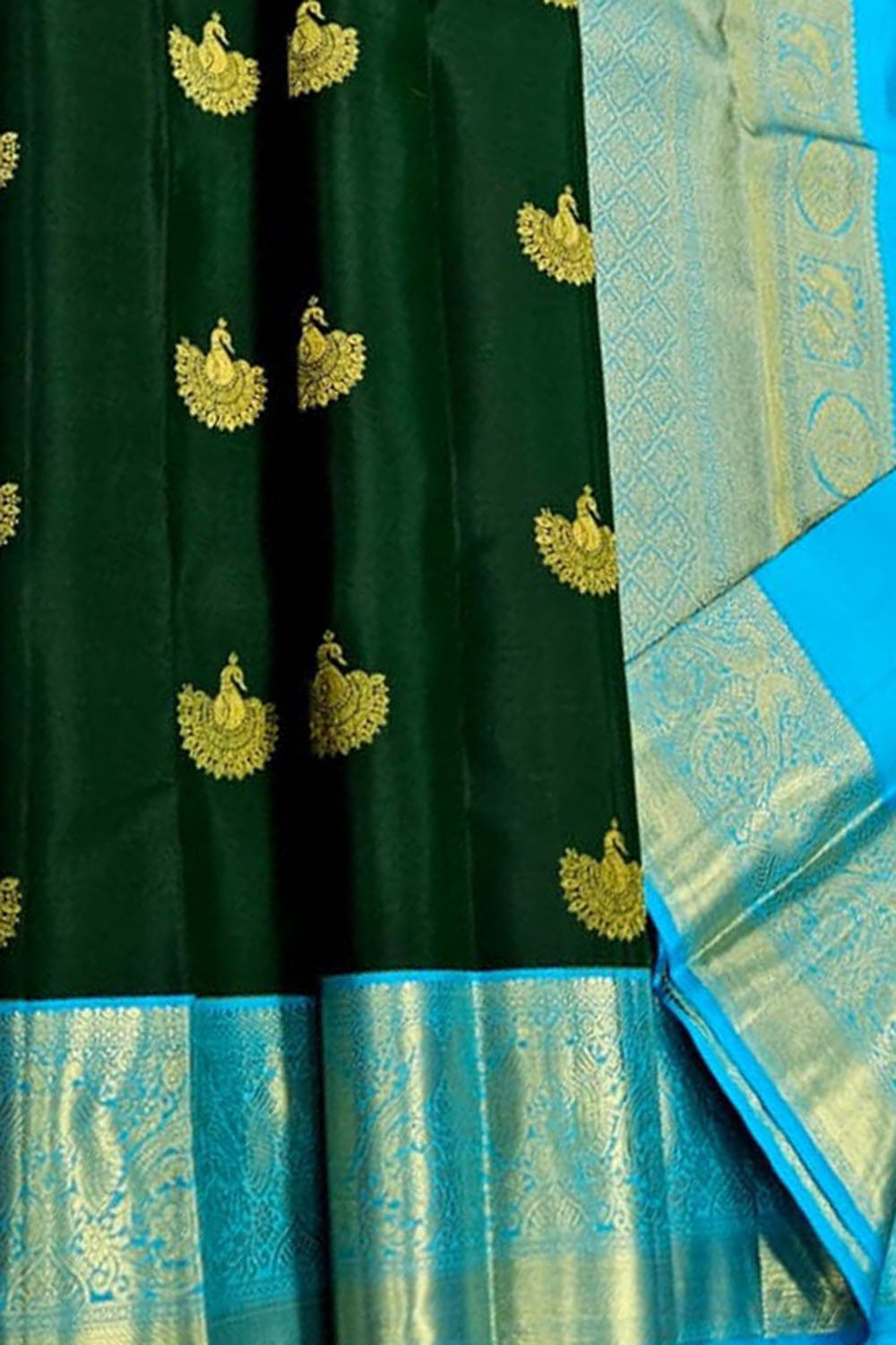 Green Handloom Kanjivaram Pure Silk Saree — Contrast Zari Border, Bridal
