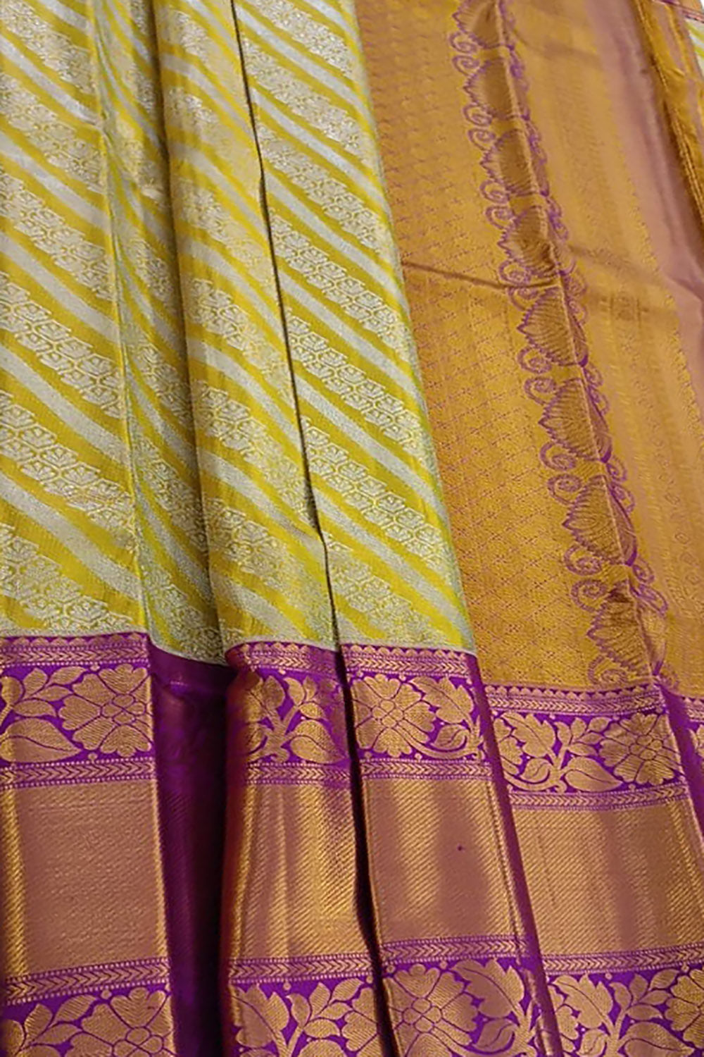 Golden Handloom Kanjeevaram Pure Silk Saree - Luxurion World