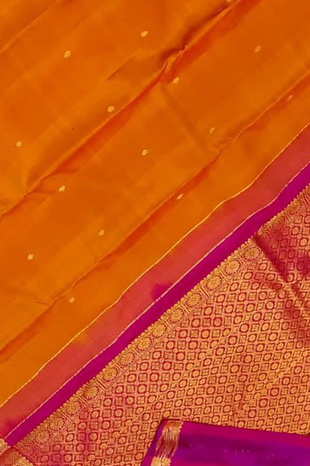 Orange Pure Silk Kanjeevaram Handloom Narrow Border Saree - Luxurion World