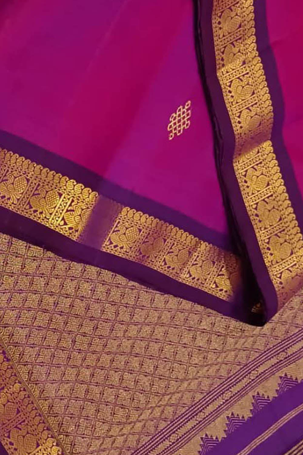 Beautiful Pink Pure Silk Kanjeevaram Handloom Narrow Border Saree - Luxurion World