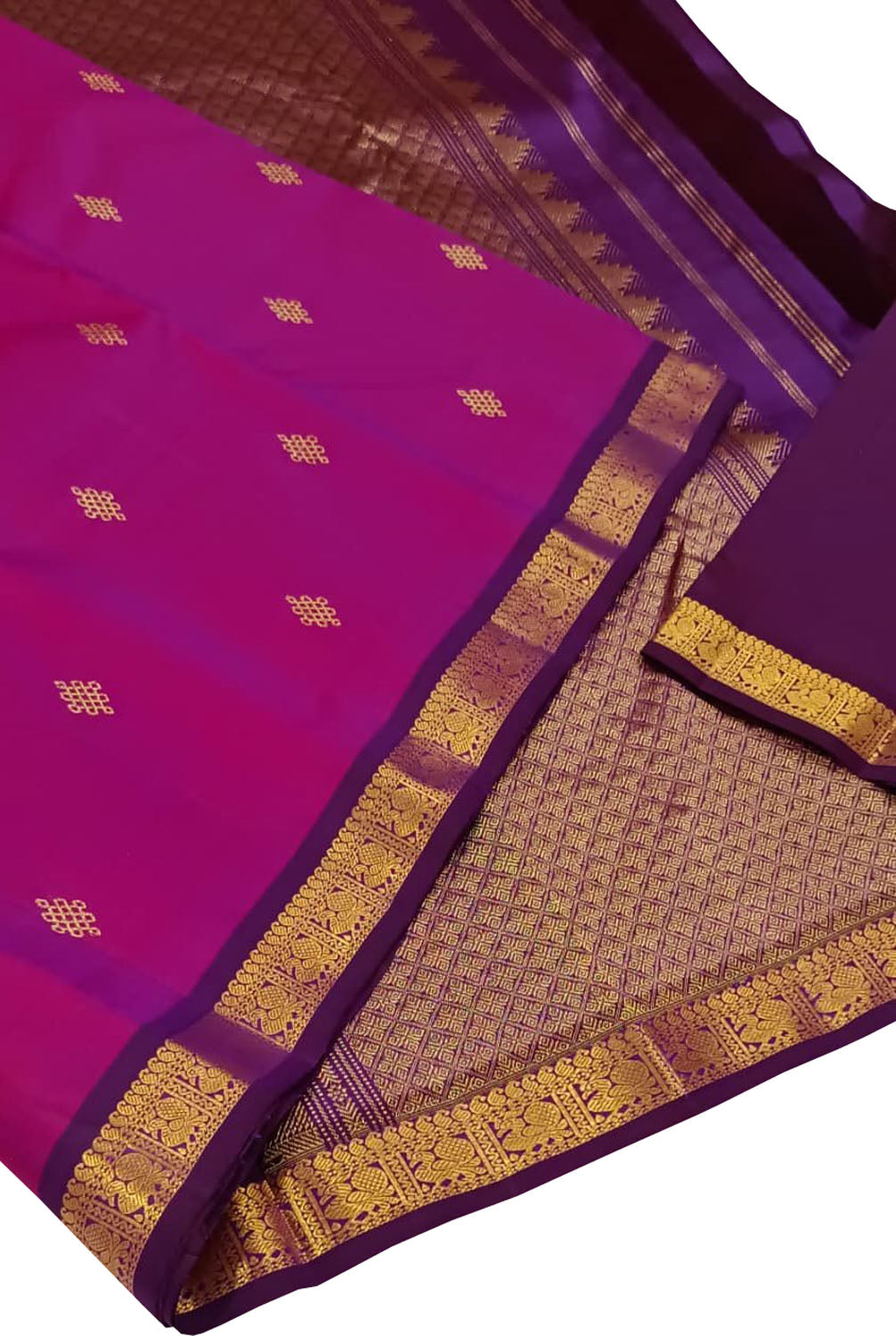 Beautiful Pink Pure Silk Kanjeevaram Handloom Narrow Border Saree - Luxurion World
