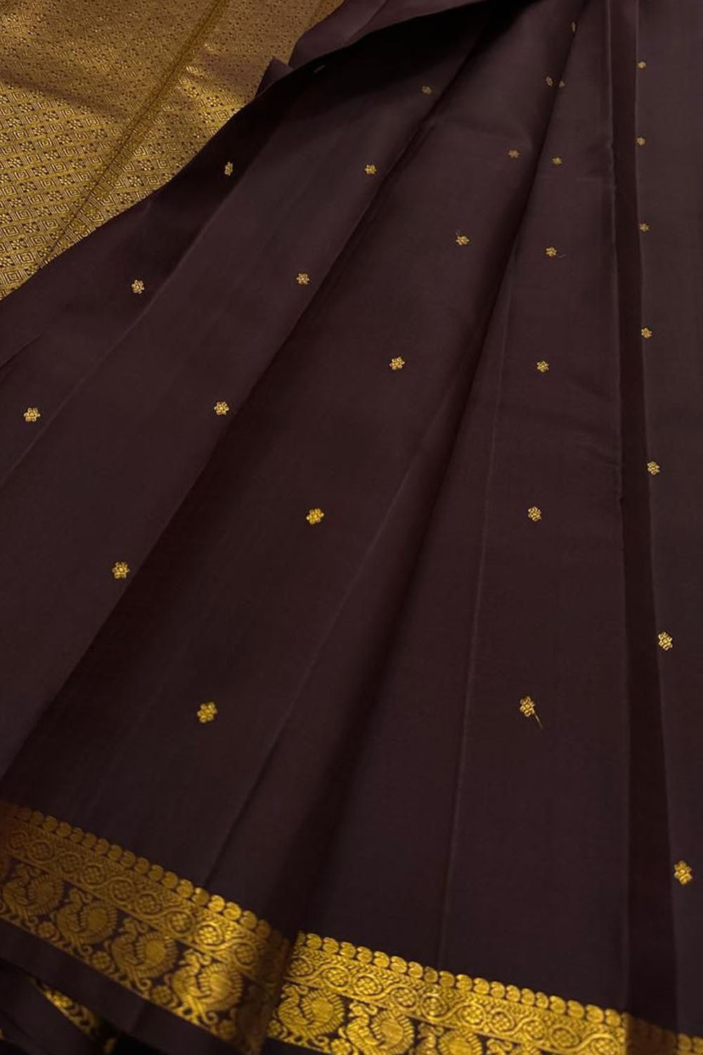 Brown Pure Silk Kanjeevaram Handloom Narrow Border Saree - Luxurion World