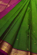 Green Pure Silk Kanjeevaram Handloom Narrow Border Saree - Luxurion World