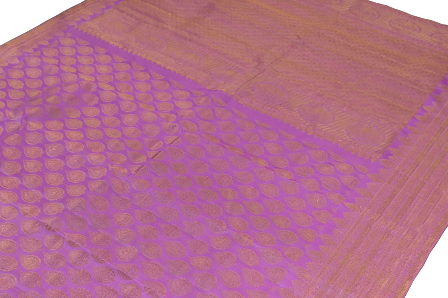 Elegant Pink Kanjiwaram Pure Silk Saree: Pure Luxury in Every Thread - Luxurion World