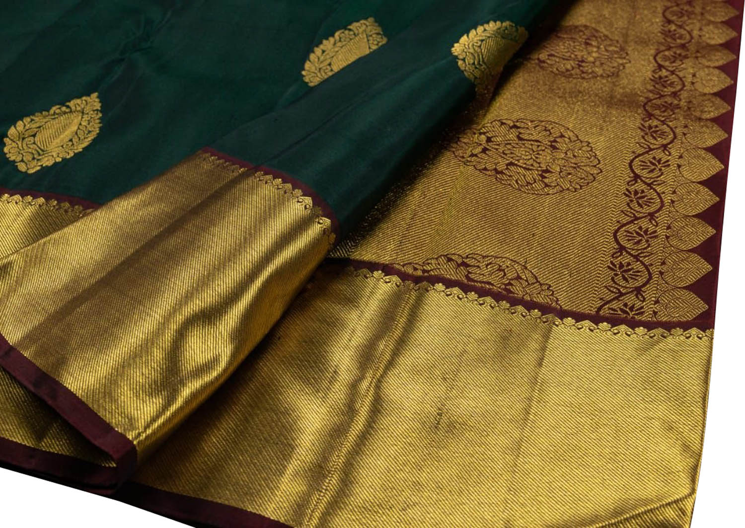 Green Kanjeevaram Handloom Silk Saree - Pure Elegance - Luxurion World