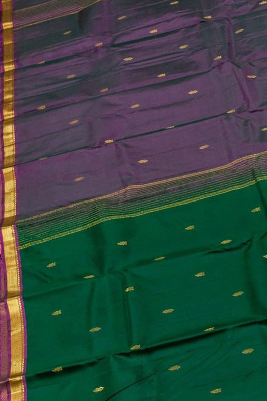 Emerald Elegance: Green Kanjeevaram Silk Saree - Luxurion World