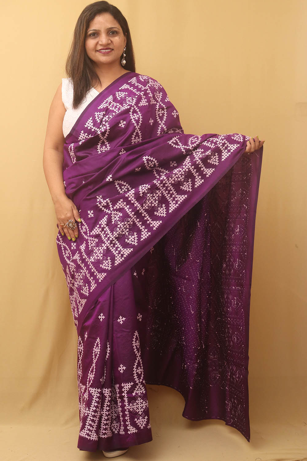 Purple Hand Embroidered Gujarati Kantha Bangalore Silk Saree - Luxurion World