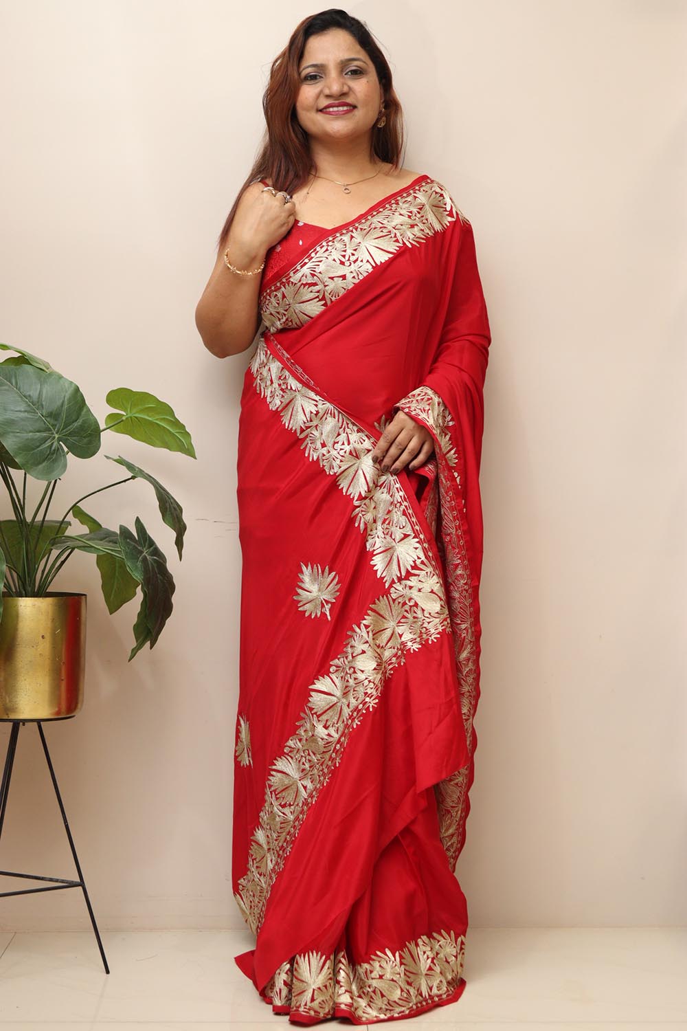 Exquisite Red Embroidered Kashmiri Tilla Work Crepe Saree - Luxurion World