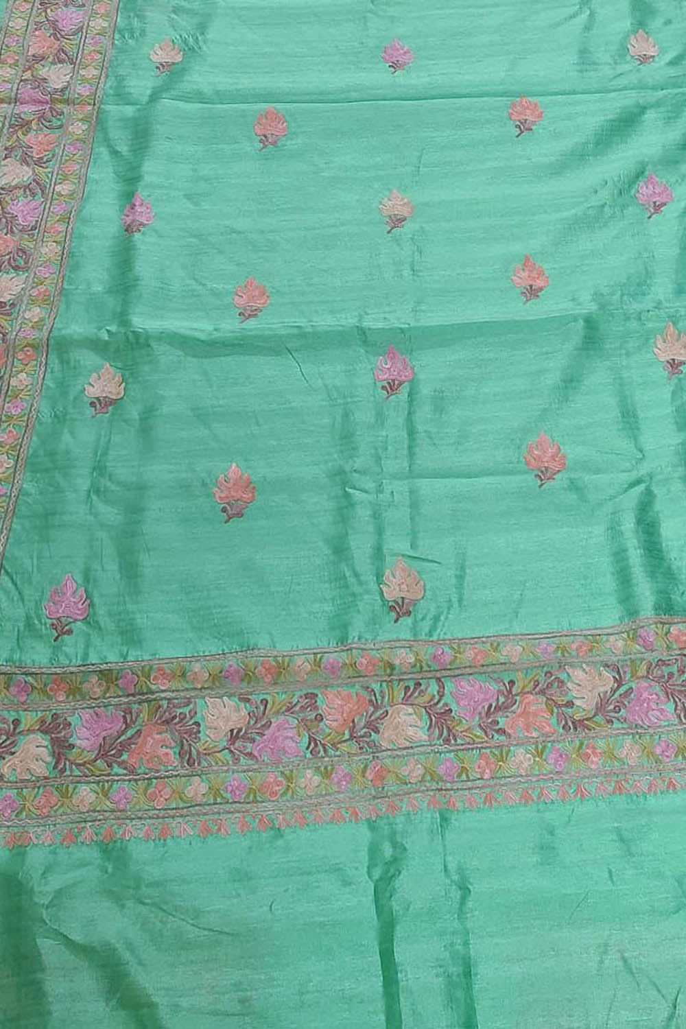 Exquisite Green Silk Saree with Hand Embroidered Aari Work - Luxurion World