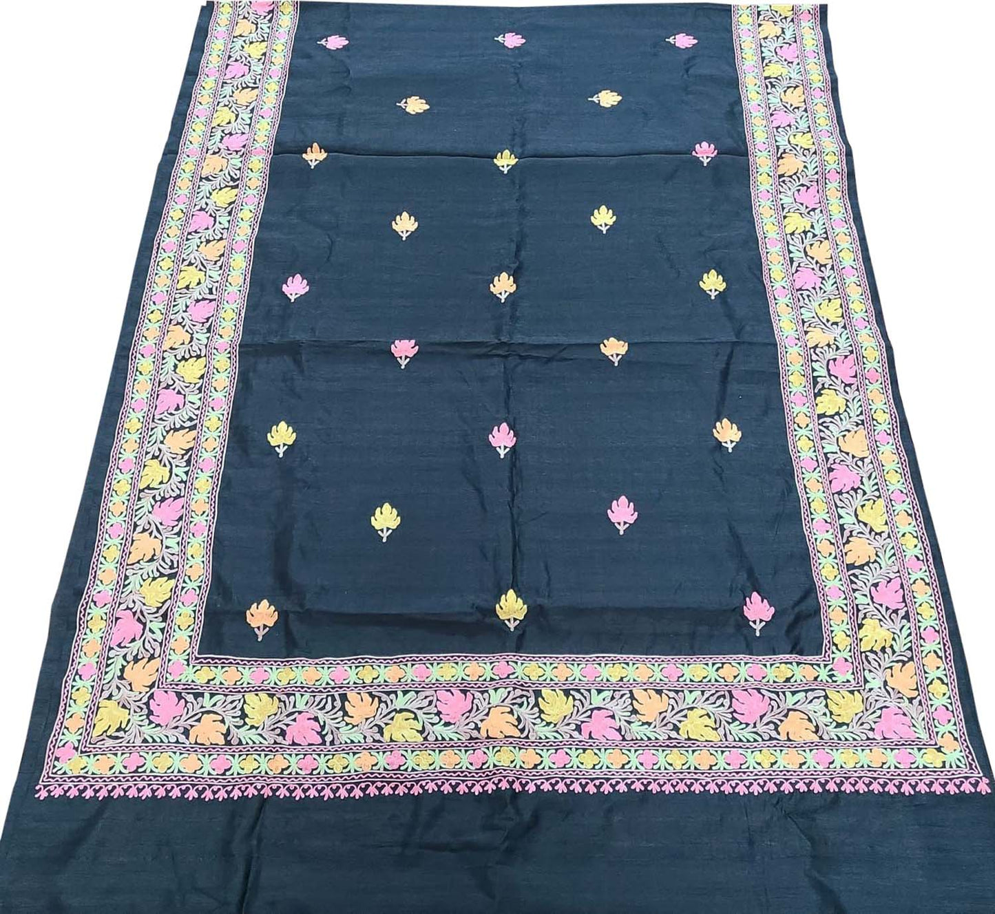 Exquisite Black Hand Embroidered Kashmiri Aari Work Silk Saree - Luxurion World