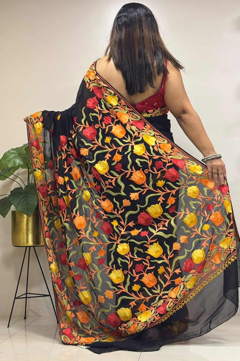 Black Embroidered Kashmiri Aari Work Georgette Saree IS1K4SD826102801