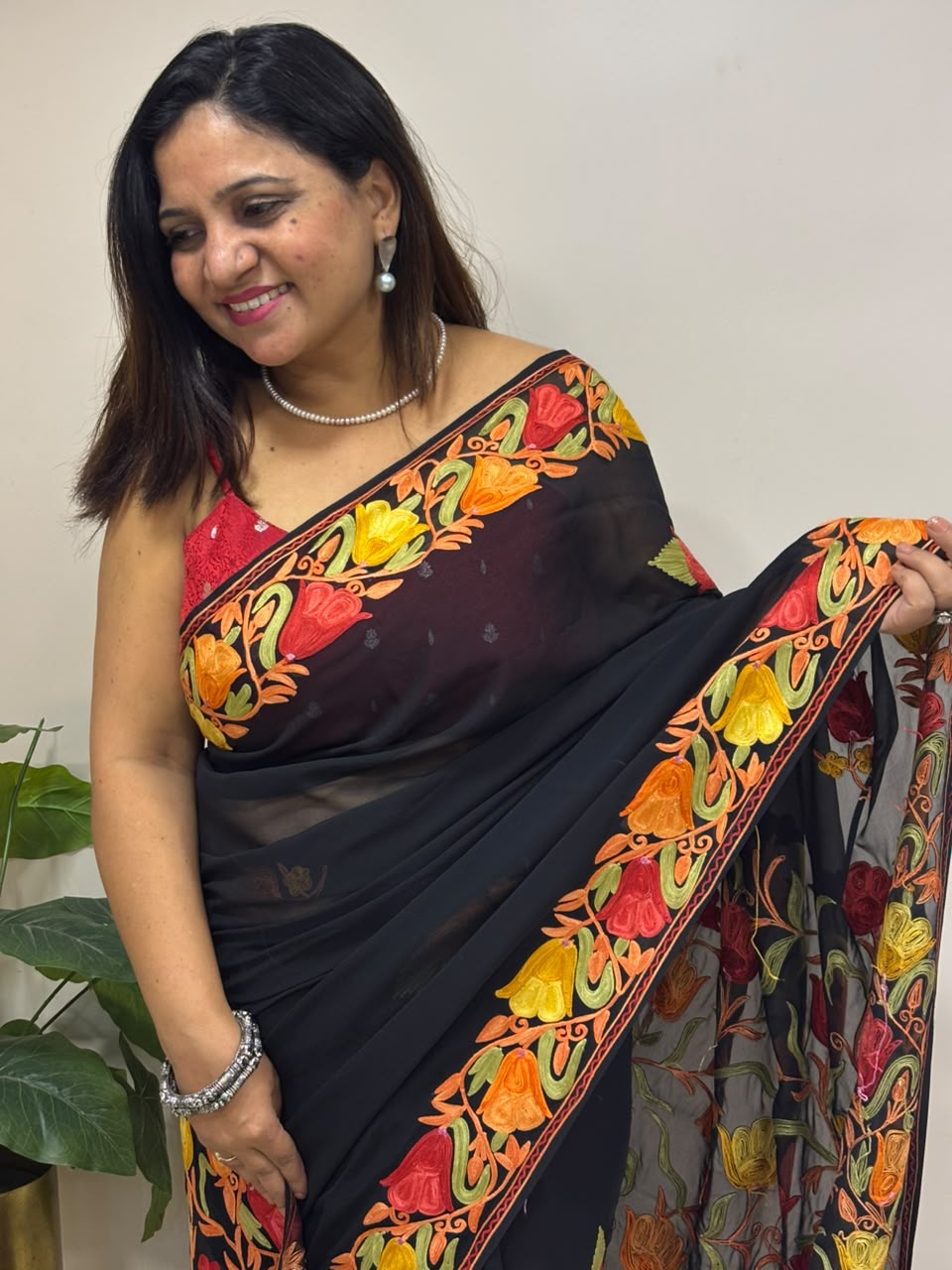 Black Embroidered Kashmiri Aari Work Georgette Saree IS1K4SD826102801