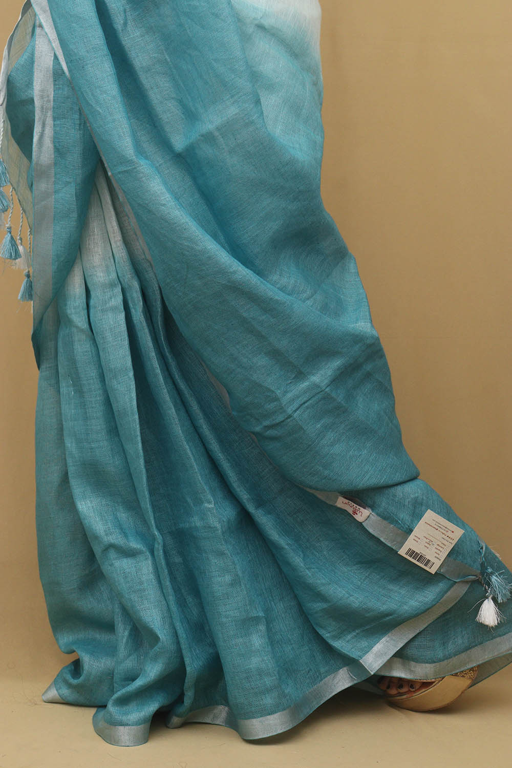 Elegant Blue Linen Saree with Intricate Embroidery - Luxurion World