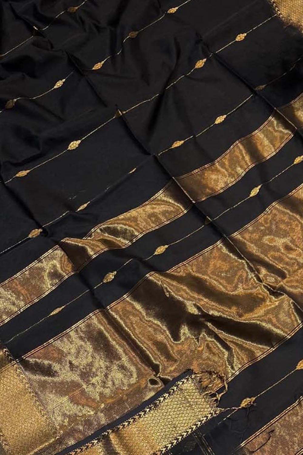 Black Handloom Maheshwari Cotton Silk Saree