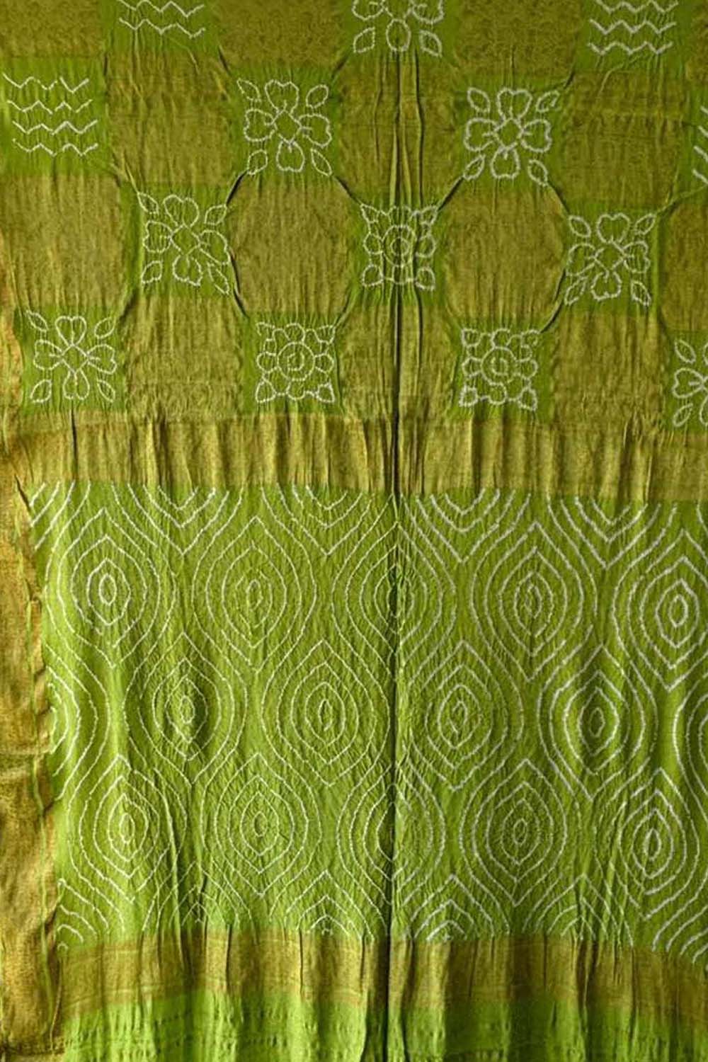 Green Exclusive Pure Mysore Silk Crepe Saree With Hand Bandhej Pallu And Blouse - Luxurion World