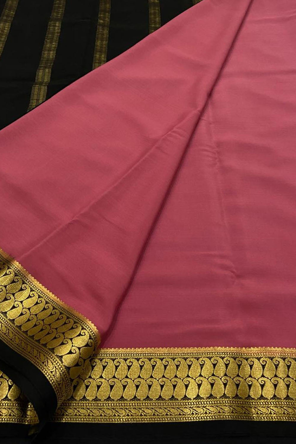 Stunning Pink & Black Crepe Silk Saree - Handloom Mysore - Luxurion World