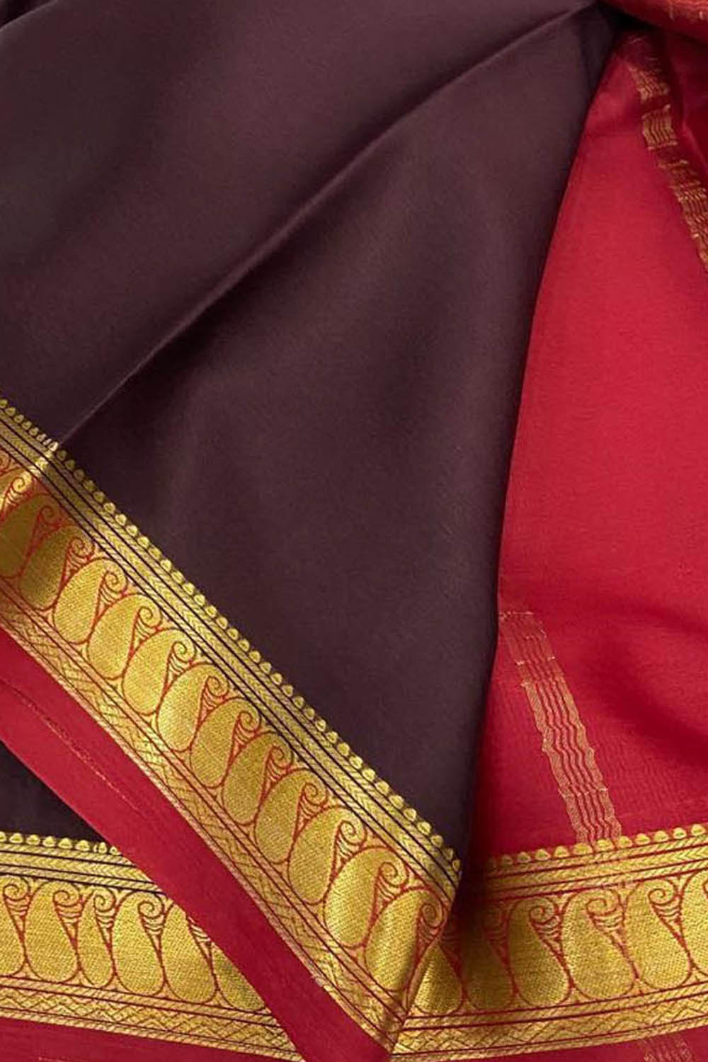 Stunning Maroon And Red Pure Mysore Silk Handloom Plain Saree - Luxurion World