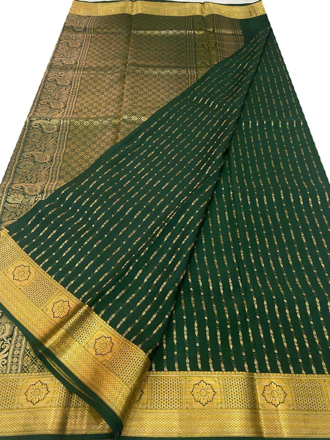 Green Handloom Mysore Crepe Silk Saree - Elegant and Ethereal - Luxurion World