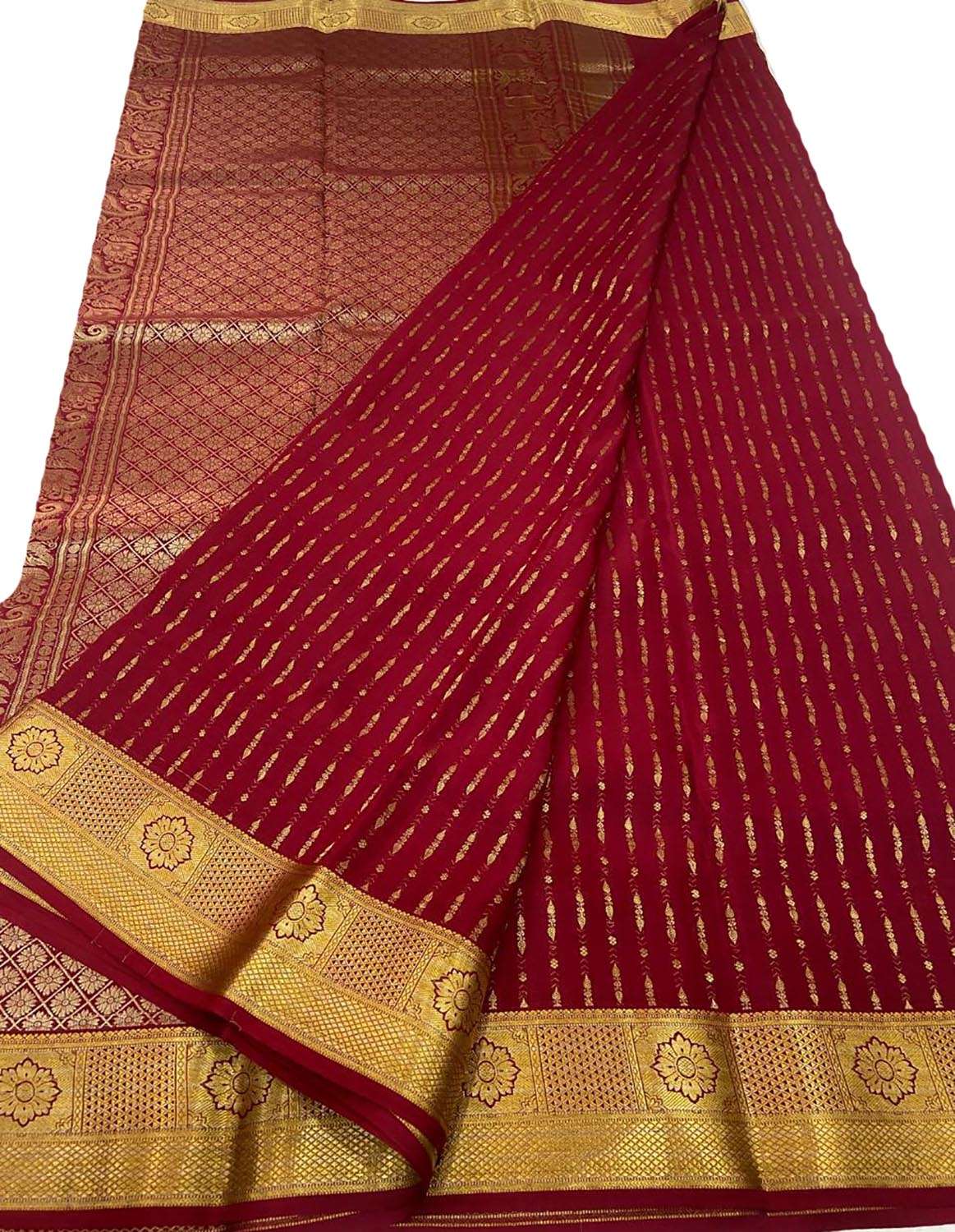 Vibrant Red Handloom Mysore Crepe Silk Saree - Luxurion World
