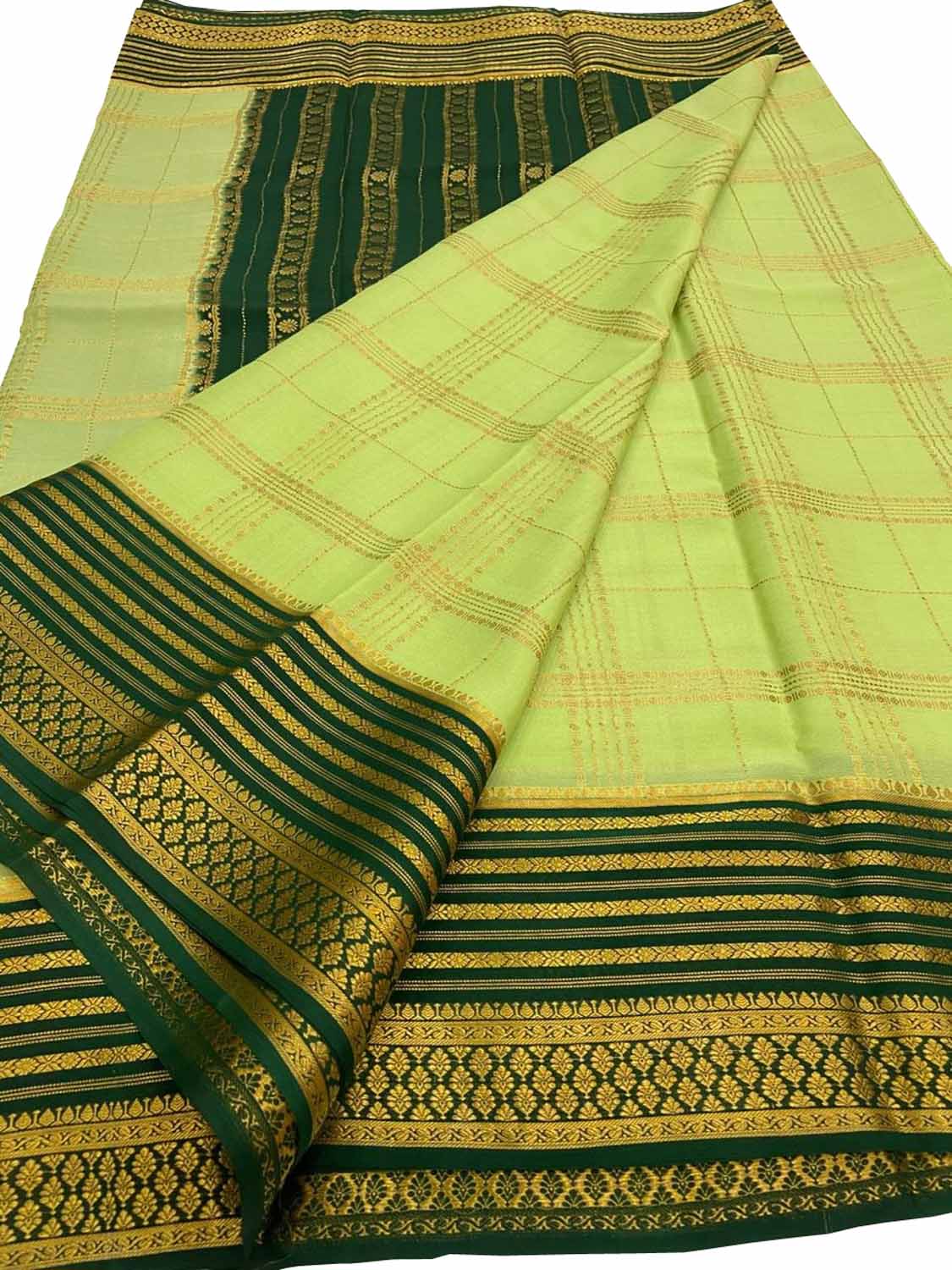 Green Handloom Mysore Pure Crepe Silk Saree - Elegant and Ethereal - Luxurion World