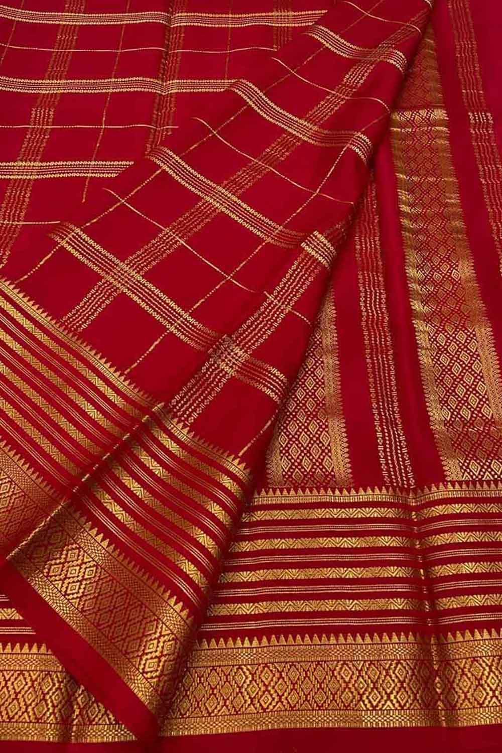 Handloom Mysore Crepe Silk Saree - Elegant Red Design - Luxurion World