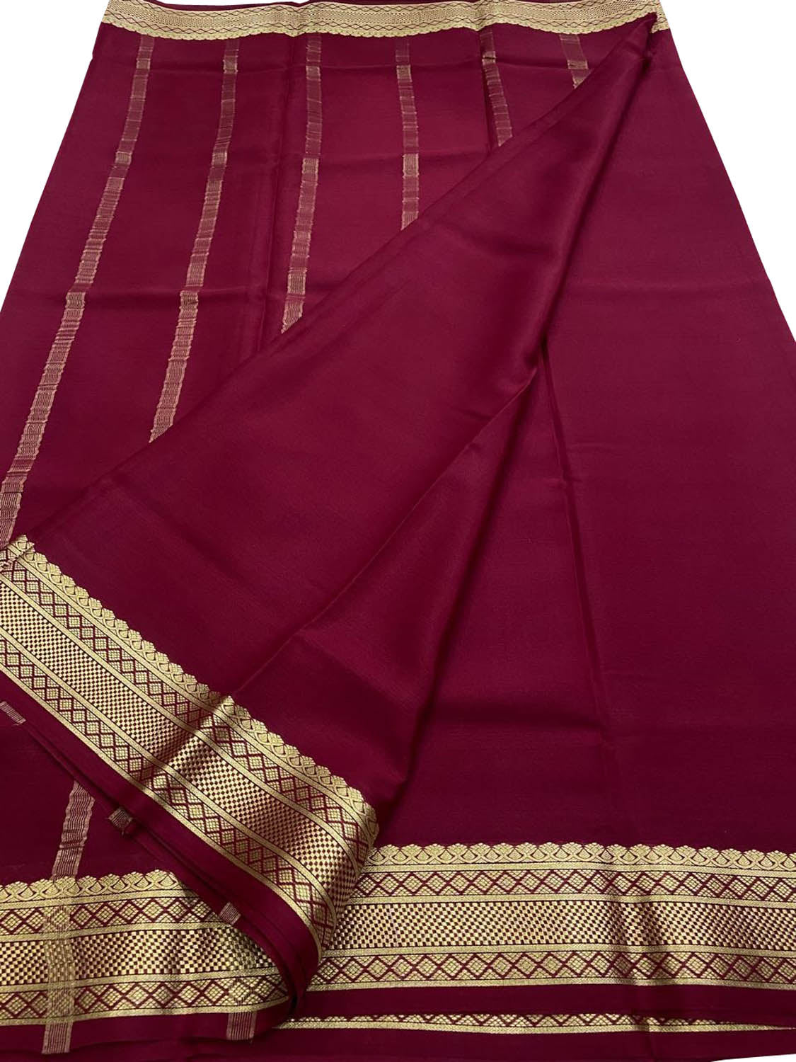 Maroon Handloom Mysore Pure Crepe Silk Saree - Luxurion World