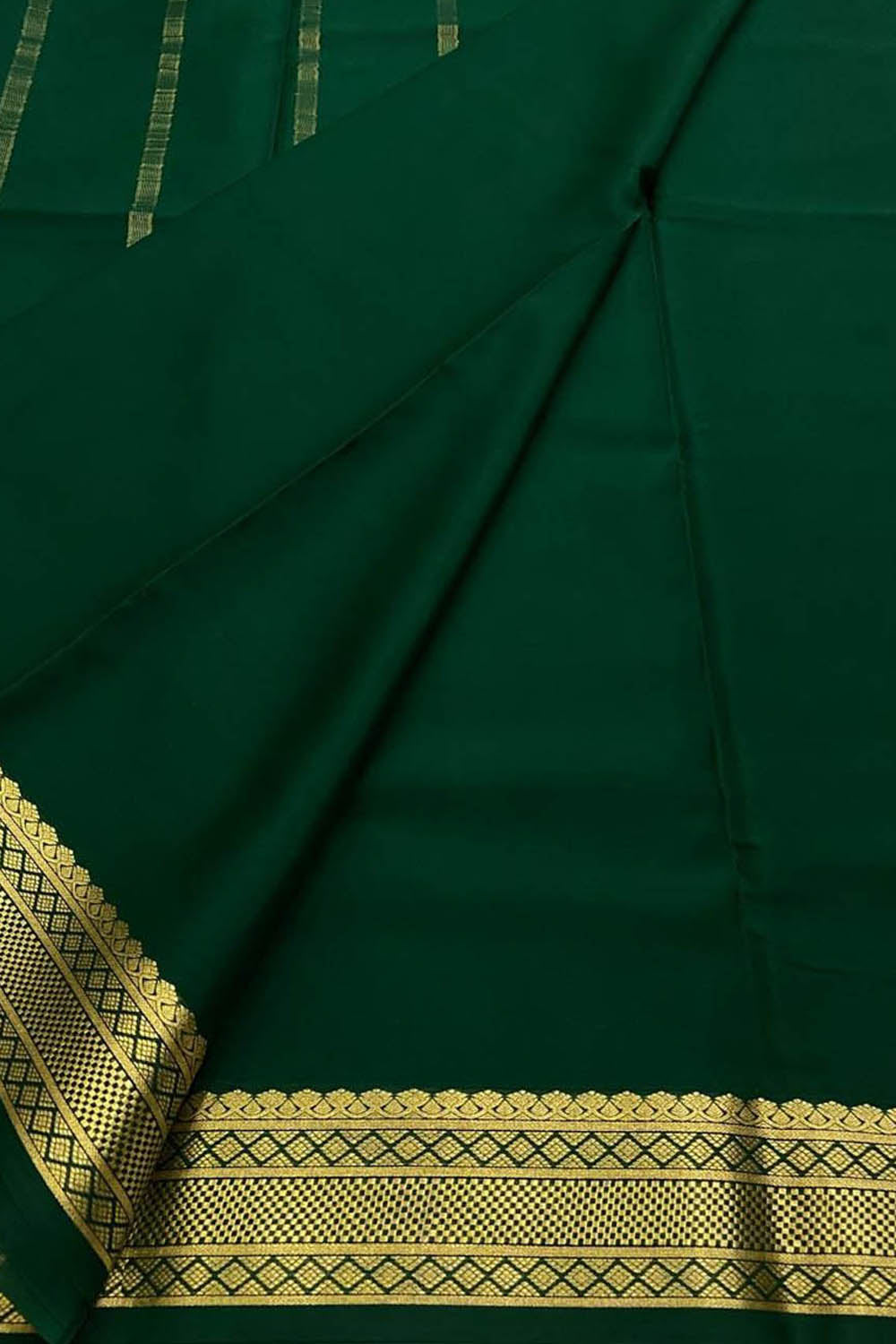 Green Handloom Mysore Pure Crepe Silk Saree - Luxurion World