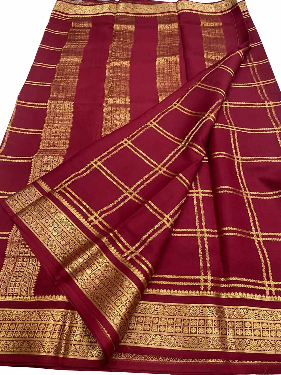 Red Handloom Mysore Pure Crepe Silk Saree