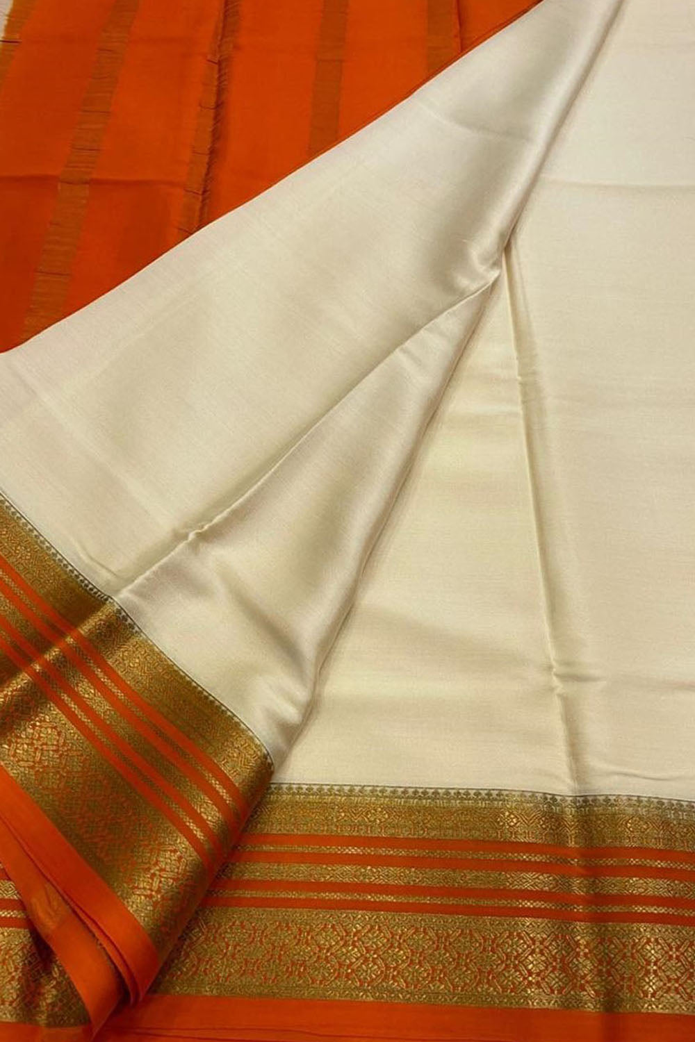 Pastel Handloom Mysore Pure Crepe Silk Saree