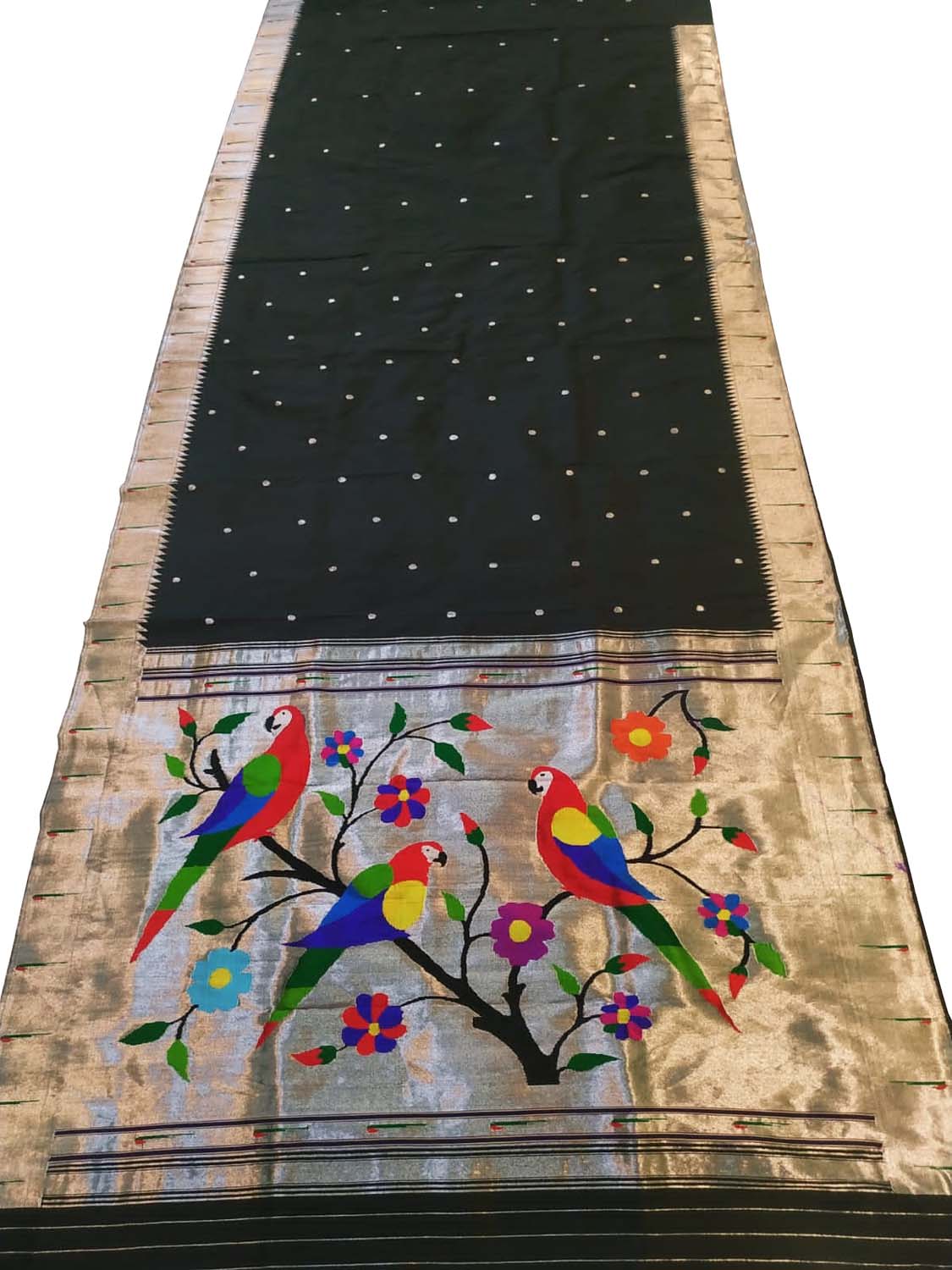 Exquisite Black Paithani Handloom Silk Saree with Muniya Border - Luxurion World