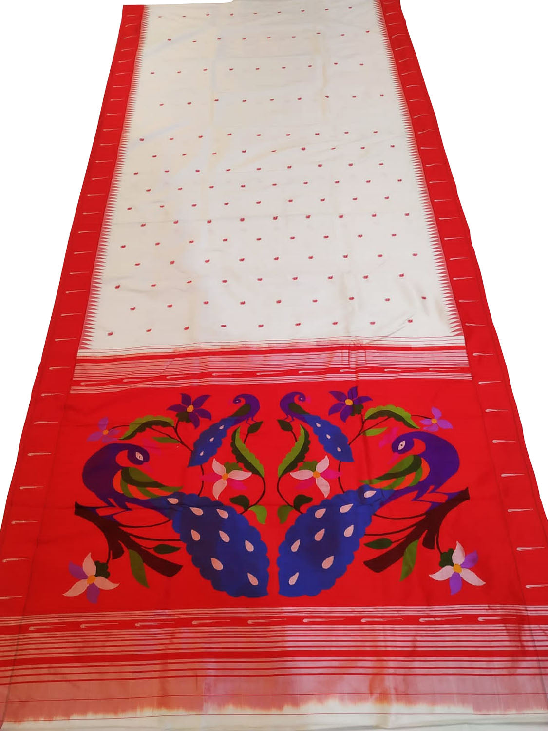 Elegant Off White Paithani Silk Saree with Muniya Border - Luxurion World