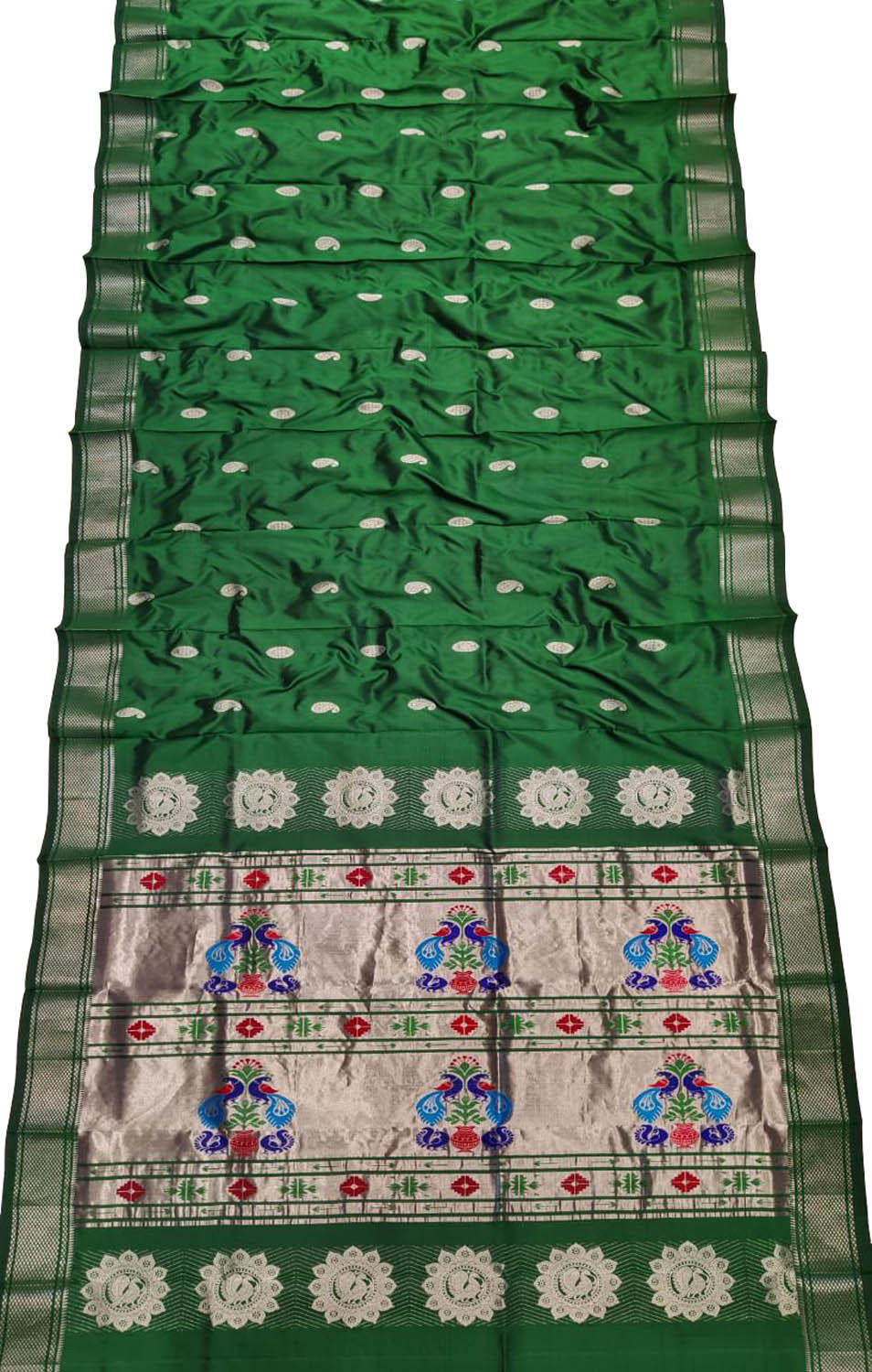 Green Handloom Paithani Pure Silk Peacock Design Saree - Elegant and Ethereal - Luxurion World