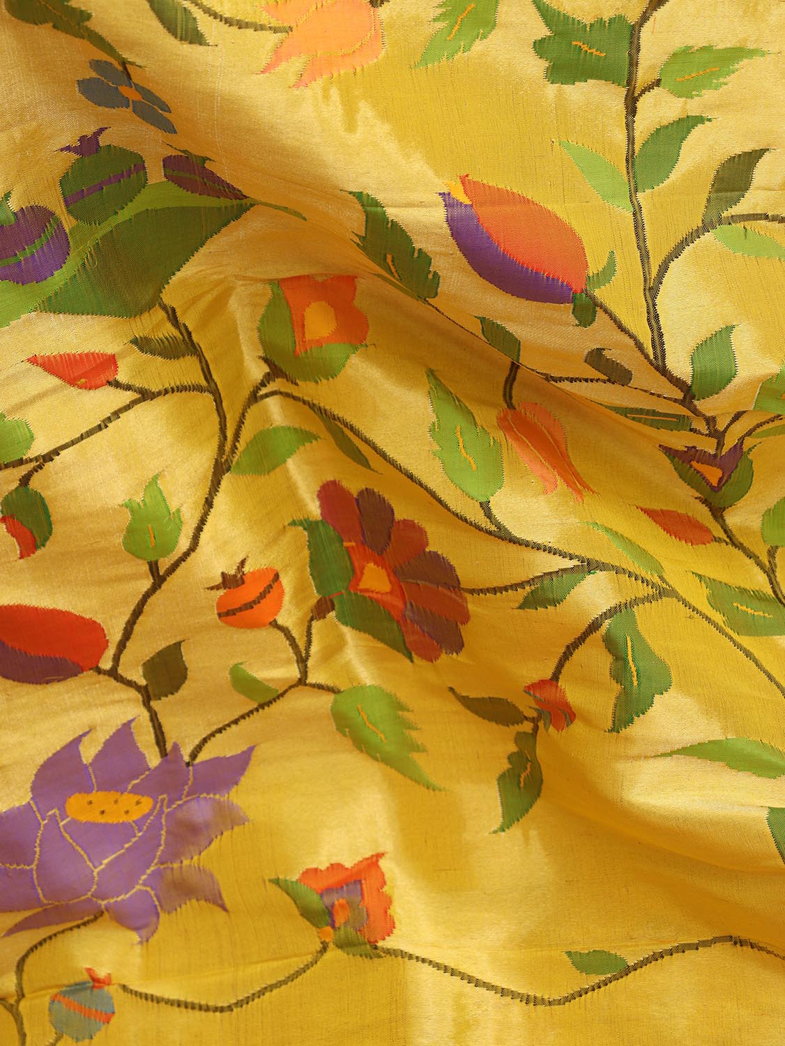 Yellow Handloom Paithani Pure Silk Floral Design Saree - Luxurion World