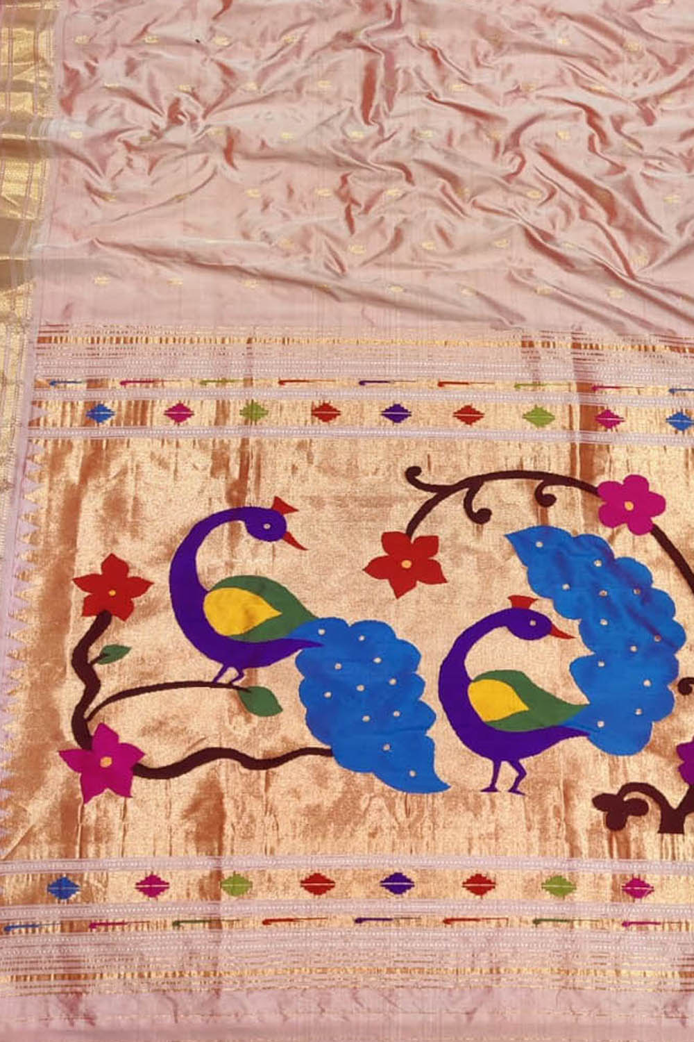Pure Silk Pink Paithani Handloom Saree: Traditional Elegance - Luxurion World