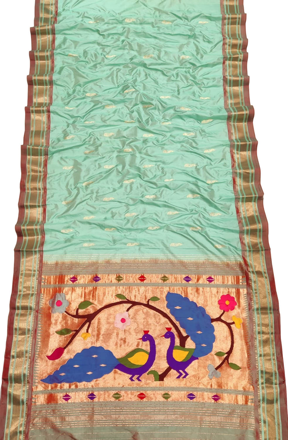 Pure Silk Green Paithani Handloom Saree: Traditional Elegance - Luxurion World