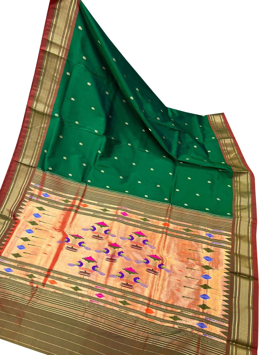 Green Handloom Paithani Saree with Maharani Pallu in Pure Silk - Luxurion World