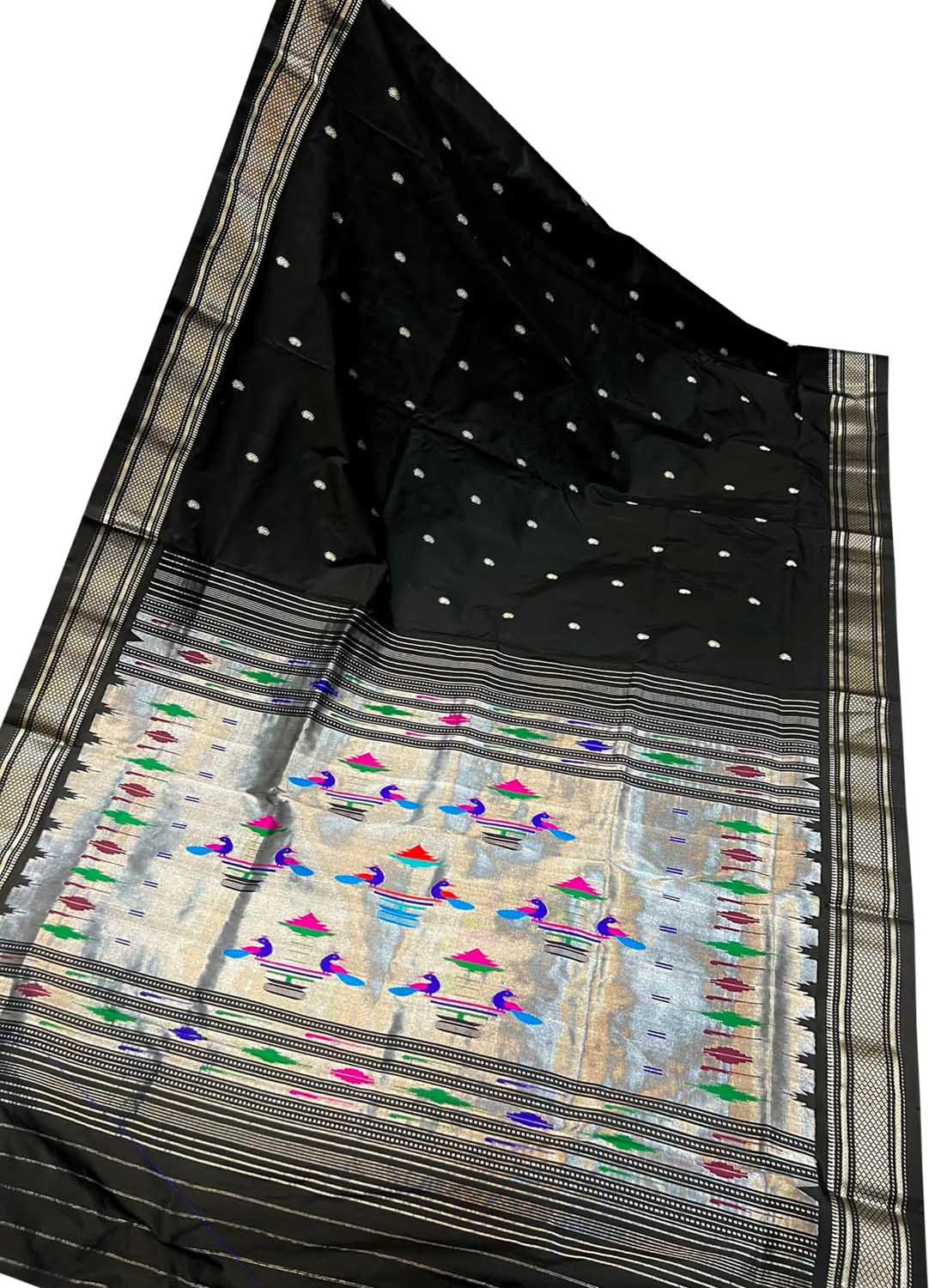 Exquisite Black Handloom Paithani Saree with Maharani Pallu in Pure Silk - Luxurion World
