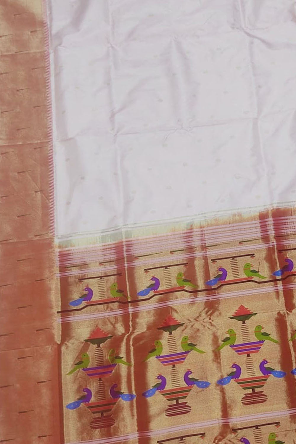 Exquisite Pink Handloom Paithani Silk Saree with Muniya Border - Luxurion World