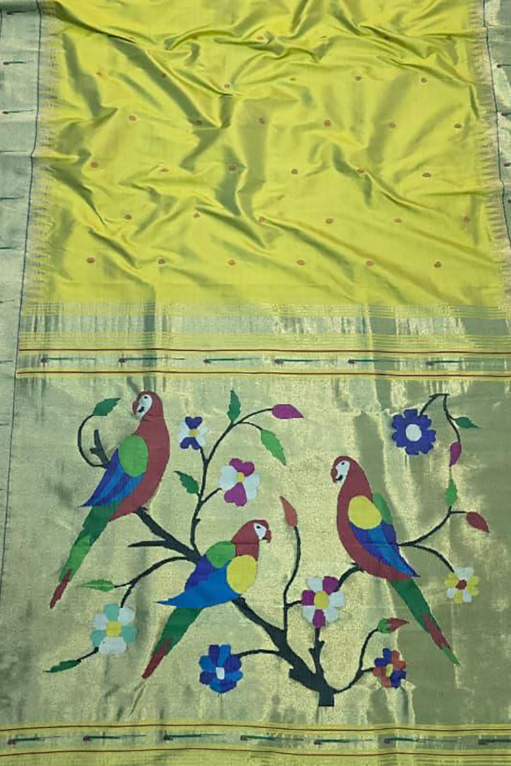 Green Paithani Handloom Silk Saree with Muniya Border - Luxurion World